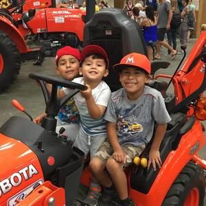 Meet your Posher, Nick